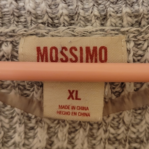 Mossimo Sweater - Picture 2 of 2